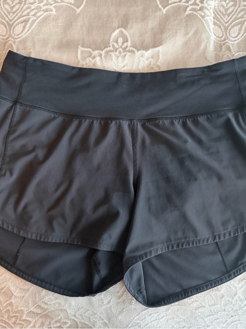 lululemon athletica Black speed up short, 3” inseam